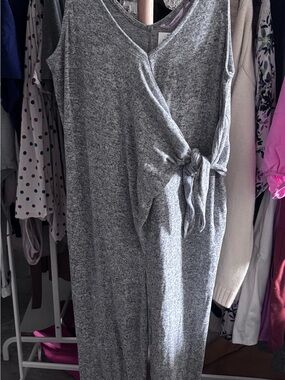 La Vie En Rose Grey Sleeveless Jumpsuit with Side Tie